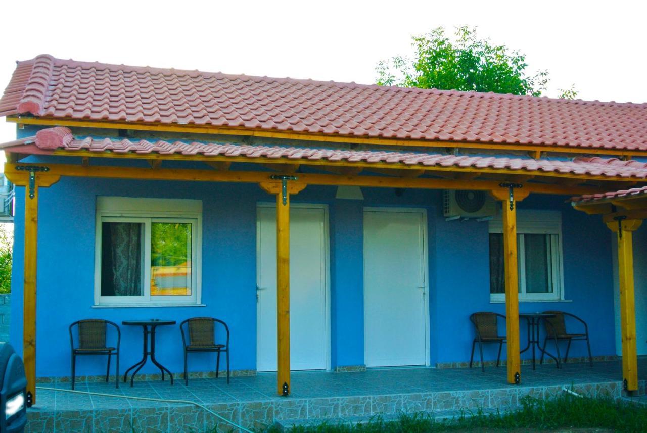 Kremasti Rooms Exteriör bild