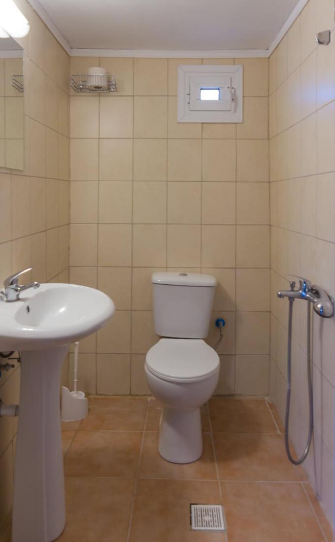 Kremasti Rooms Rum bild